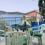 Seafront - Kalebova Luka * Rogoznica (Sibenik-Knin)