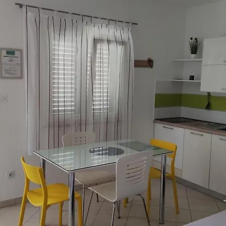 Apartment Seafront - Kalebova Luka