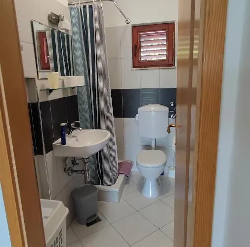 Seafront - Kalebova Luka * 로고즈니차