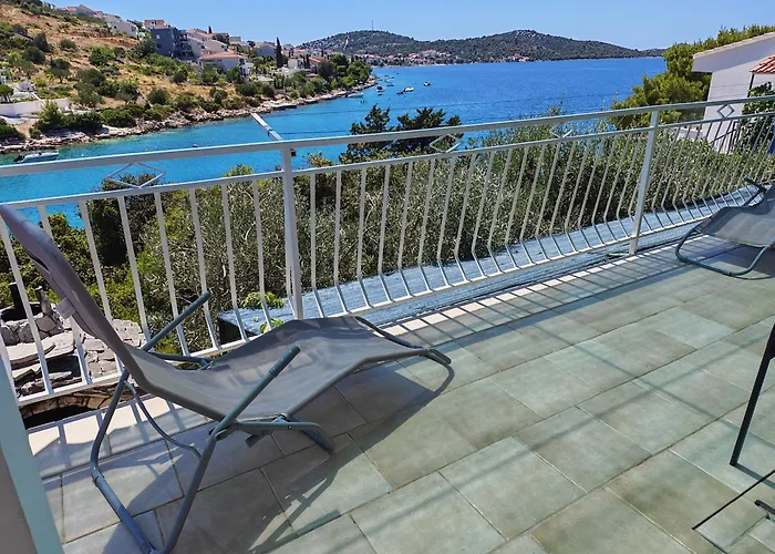 Seafront - Kalebova Luka *